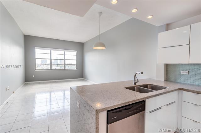 1020 Meridian Ave - Photo 1