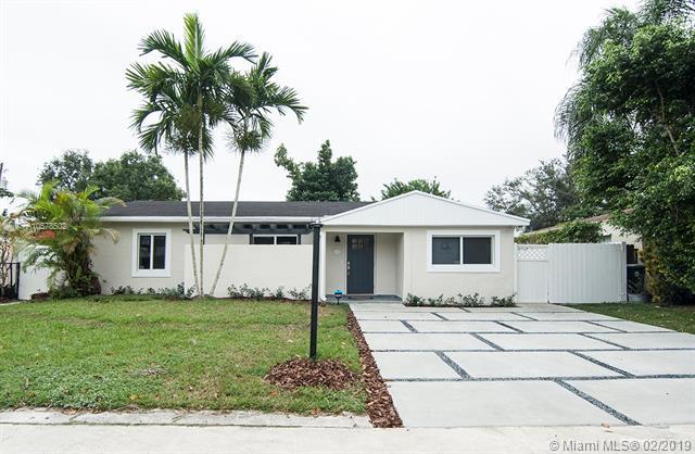 6374 43rd St - Photo 1