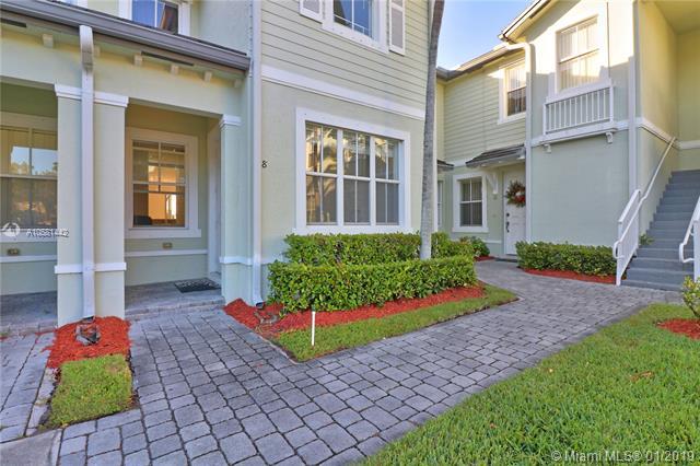 208 Se 29th Ave - Photo 1