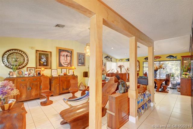 881 205th St - Photo 1