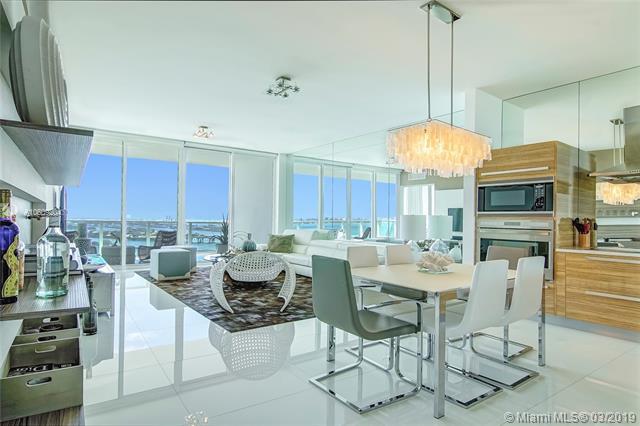 2020 Bayshore Dr - Photo 1
