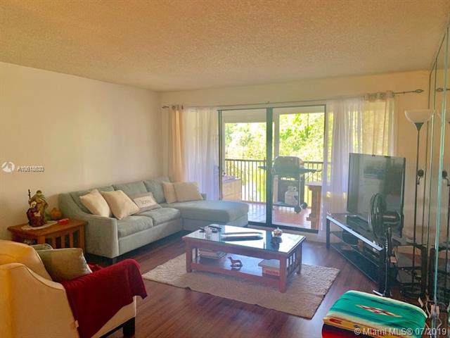 1742 Hammock Blvd - Photo 1