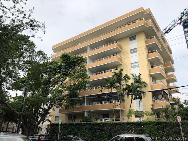 3304 Virginia St - Photo 1