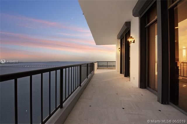 1581 Brickell Ave - Photo 1