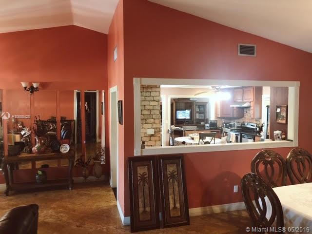 8233 3rd Pl - Photo 1