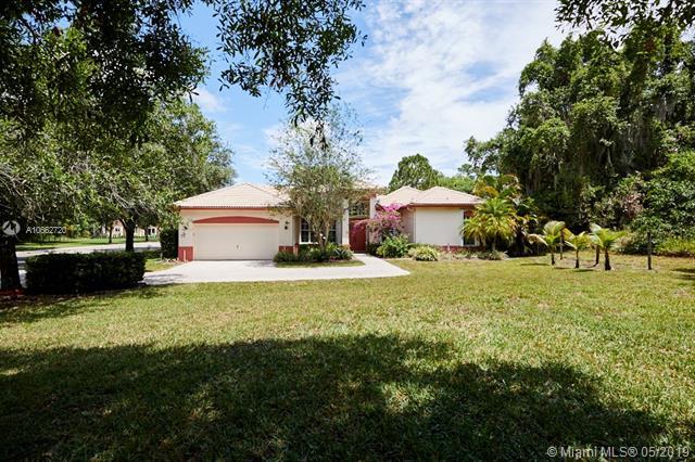 3010 Hidden Hollow Ln - Photo 1