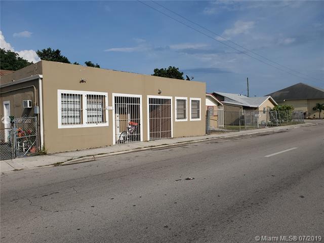 4419 17 Ave - Photo 1