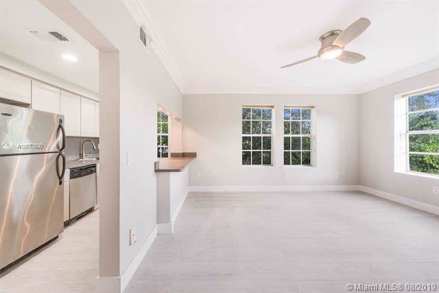 1559 Michigan Ave - Photo 1