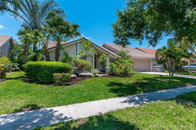 550 108th Ave - Photo 1
