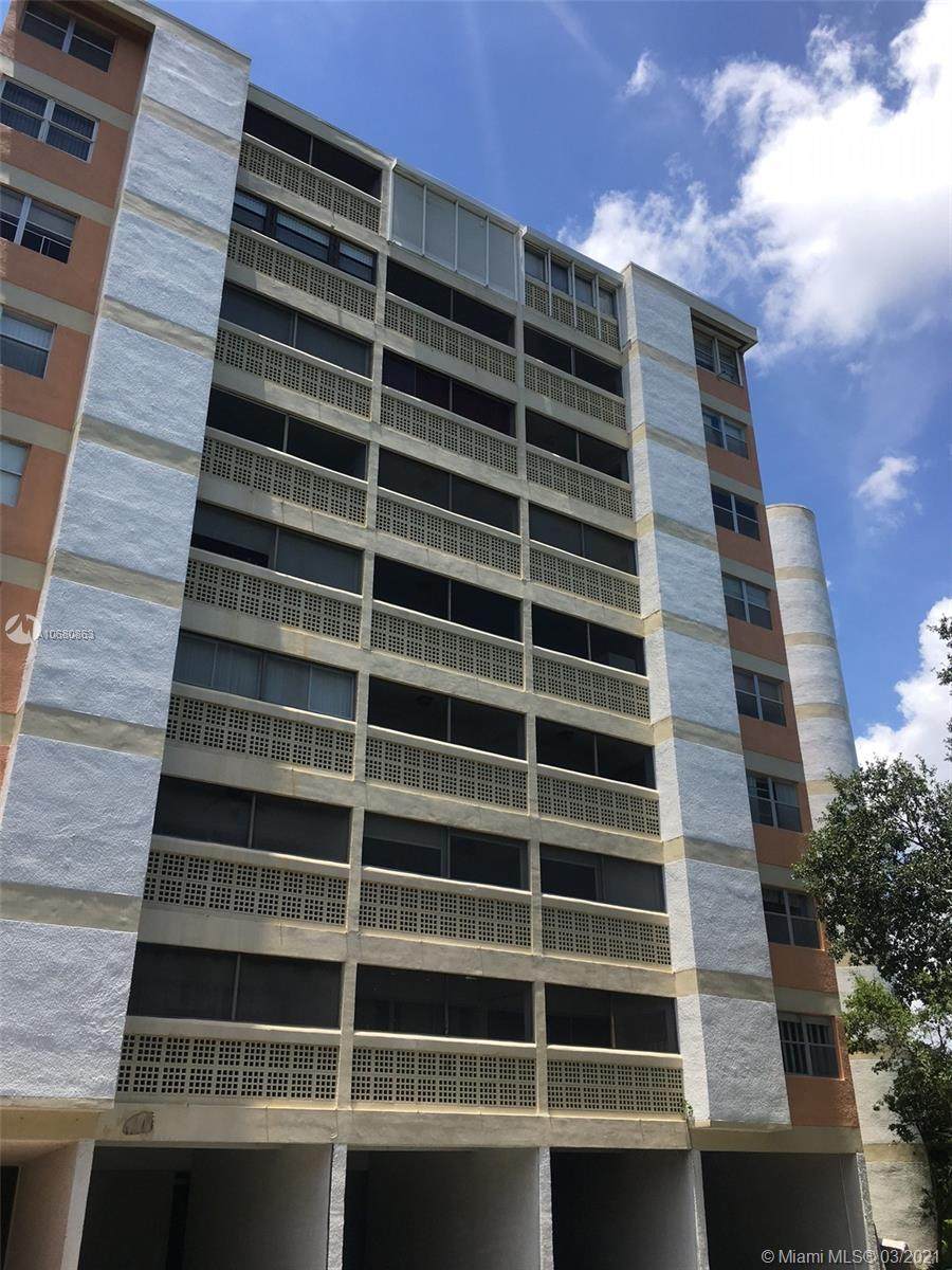 3301 Spanish Moss Ter - Photo 1
