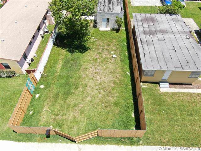 1713 Moffett St - Photo 1