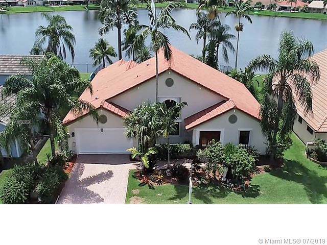 1661 Oak Knoll Cir - Photo 1