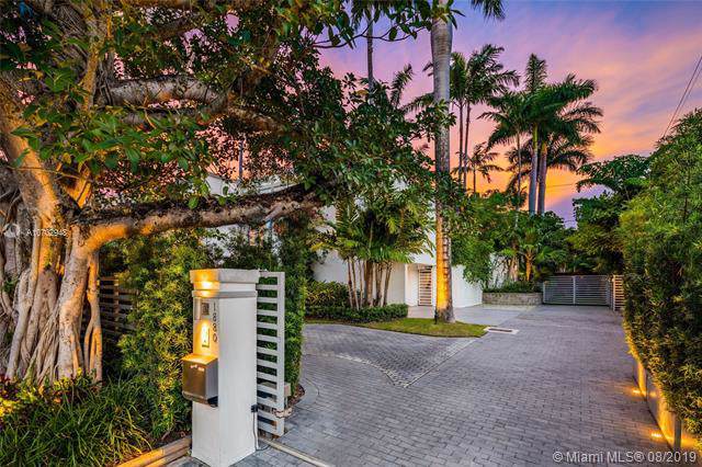 1880 Bayshore Dr - Photo 1