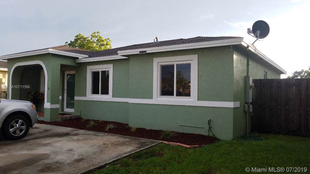 26952 134th Ct - Photo 1