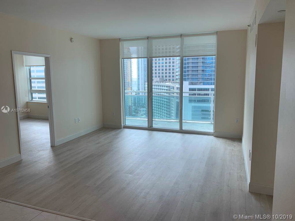 950 Brickell Bay Dr - Photo 1