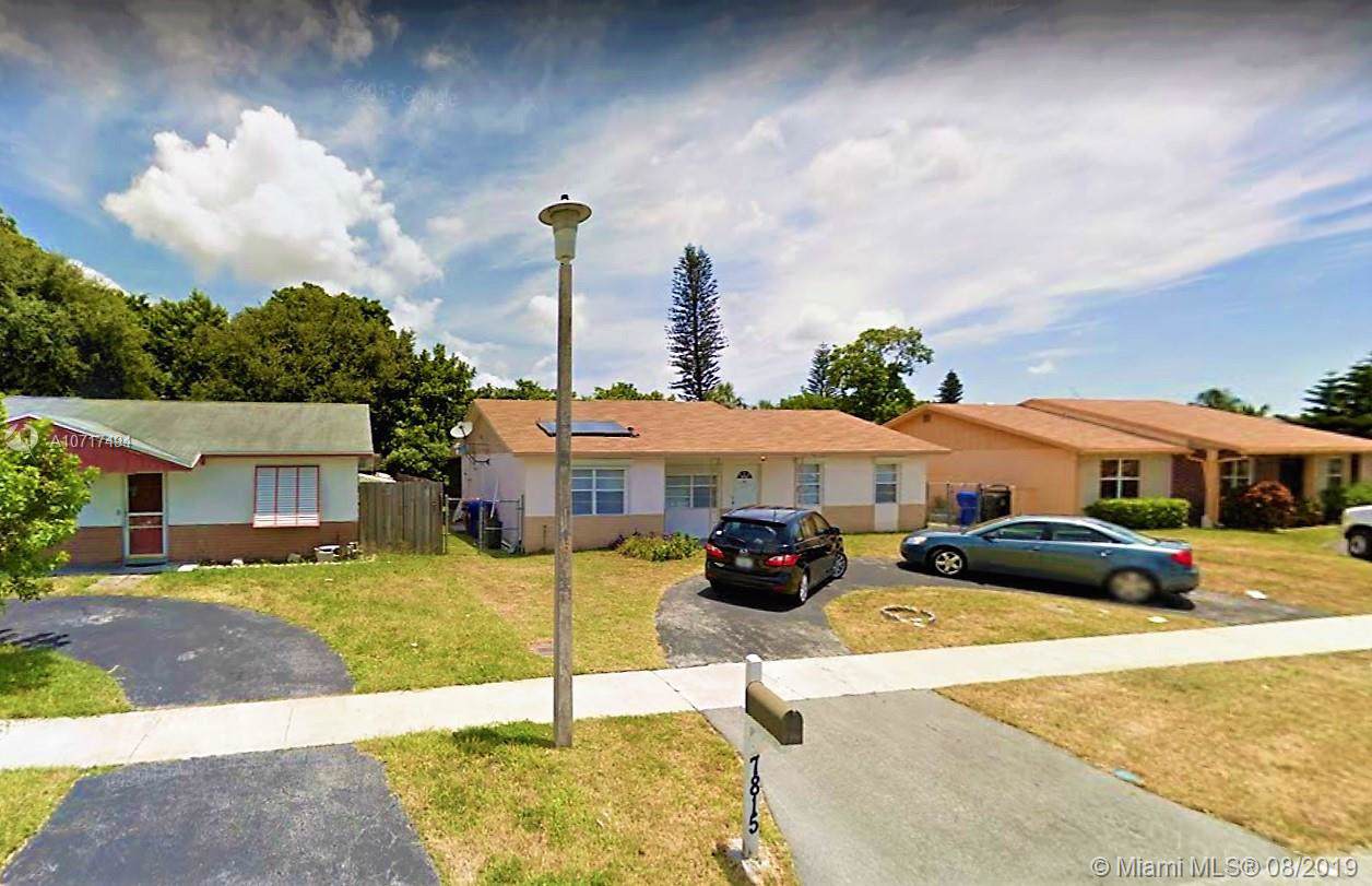 7815 6th Ct - Photo 1