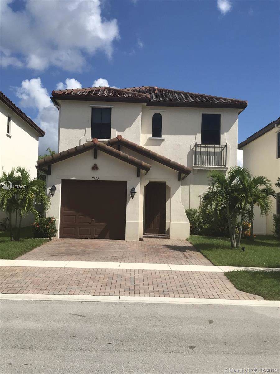 9123 36 ST - Photo 1