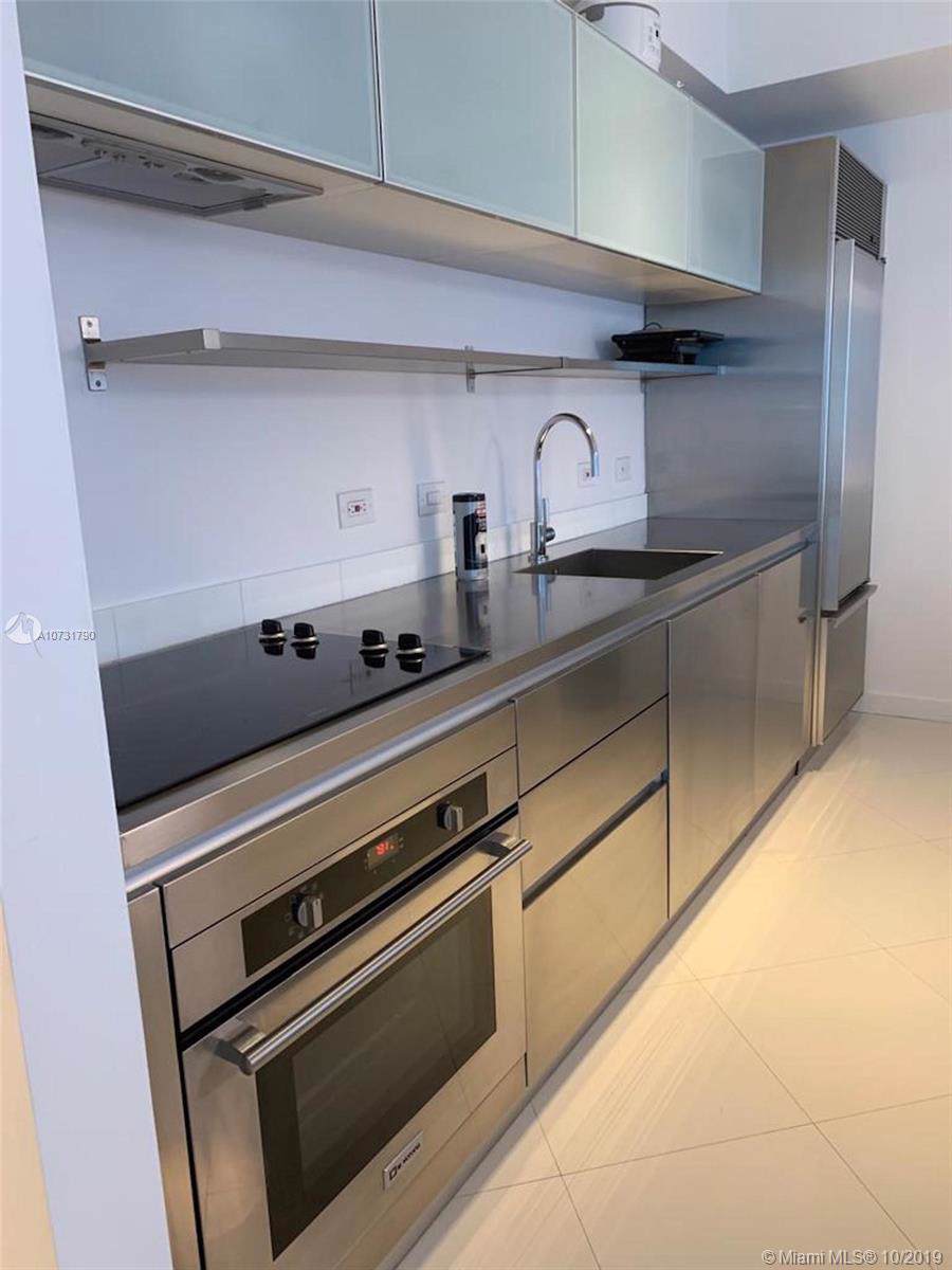 1040 Biscayne Blvd - Photo 1