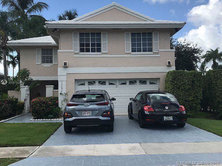 15290 Wilshire Way - Photo 1