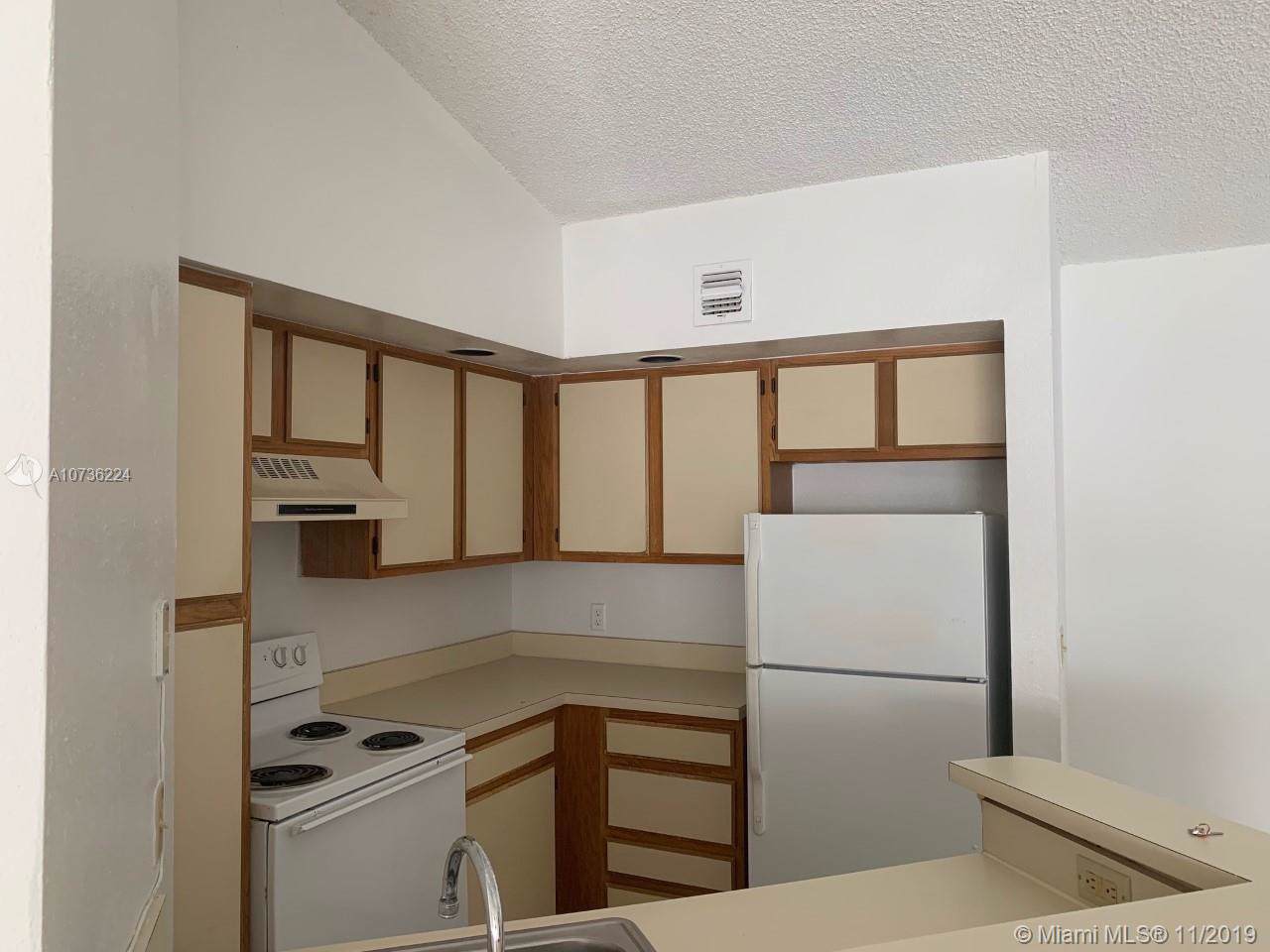 3370 Pinewalk Dr N - Photo 1