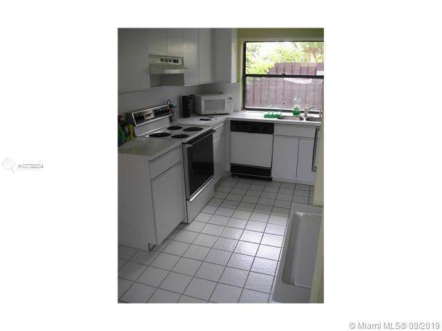 17252 60th Ct - Photo 1