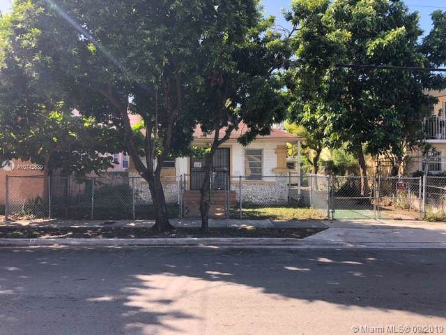 1576 2nd St - Photo 1 1576 2nd St - Photo 1