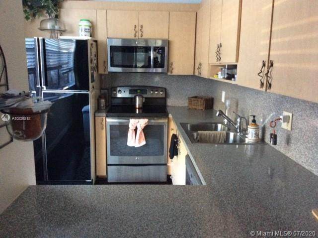 9450 Live Oak Pl - Photo 1