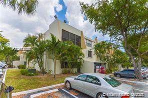 20200 Country Club Dr - Photo 1