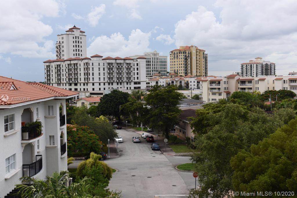 2030 Douglas Rd - Photo 1