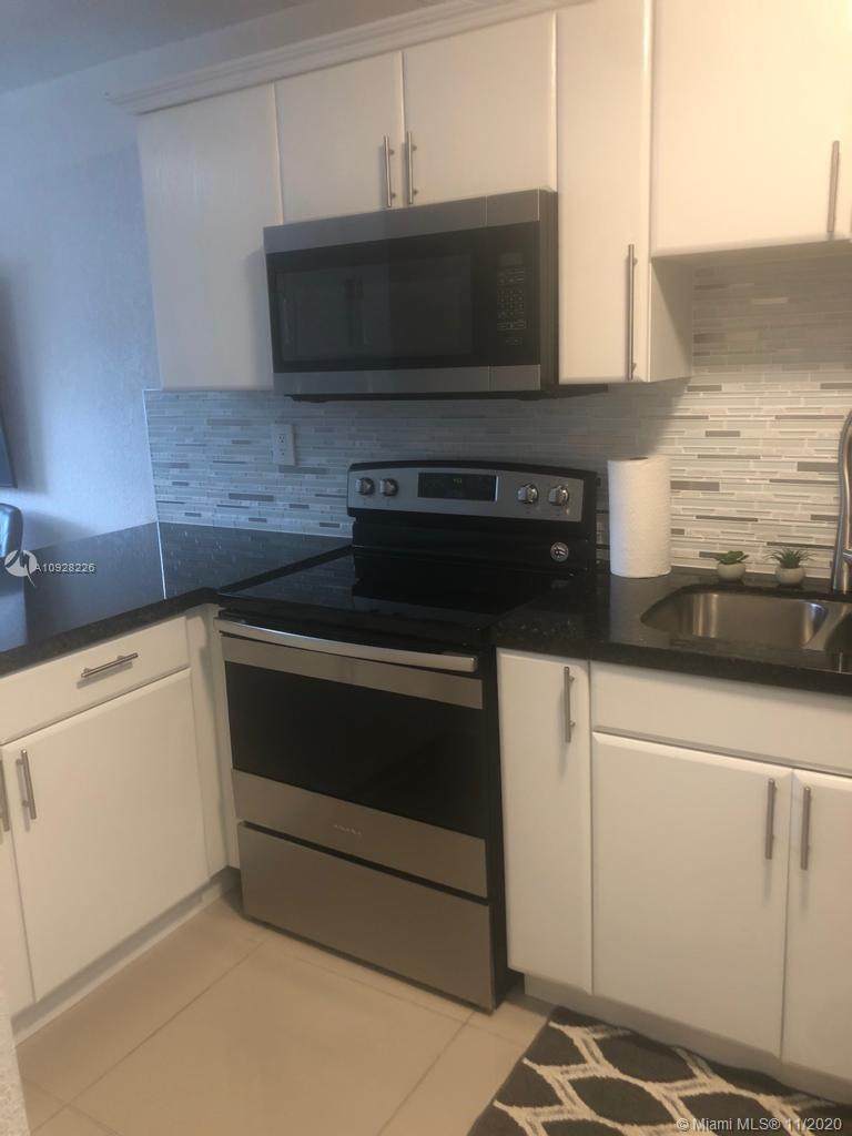550 115th Ave - Photo 1