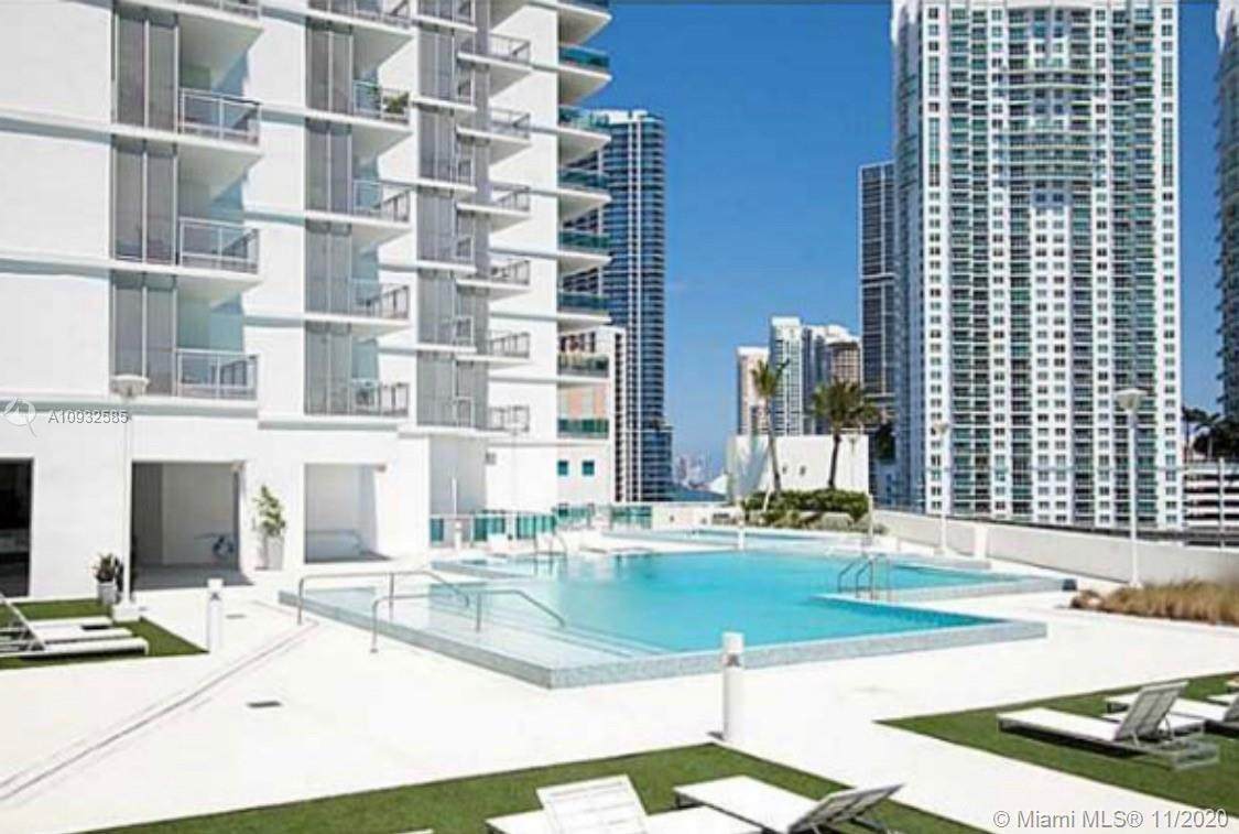 350 Miami Ave - Photo 1