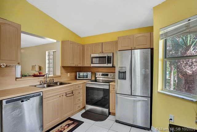 7940 6th St - Photo 1