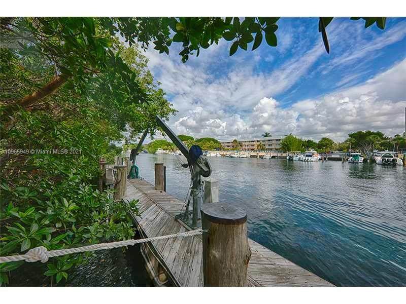 287 Las Brisas Ct - Photo 1