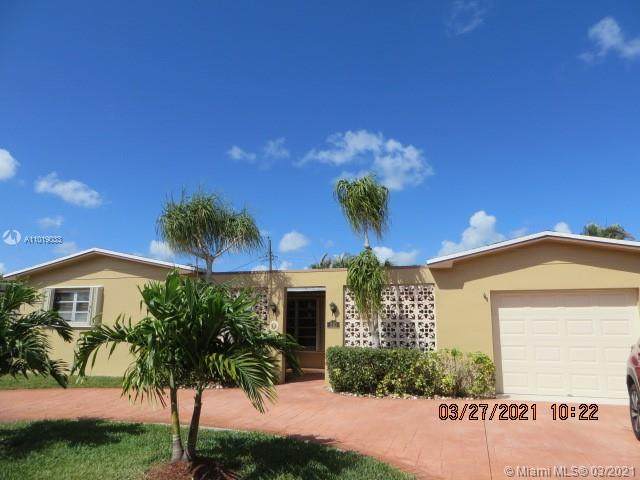510 71st Way - Photo 1