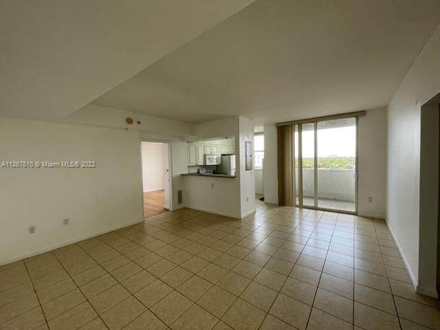 1 Glen Royal Pkwy - Photo 1