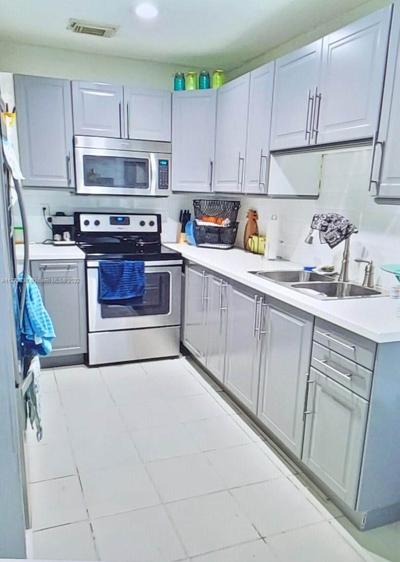 11420 4th St - Photo 1