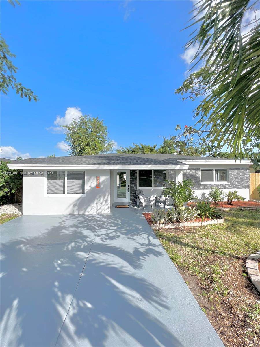 521 49th St - Photo 1