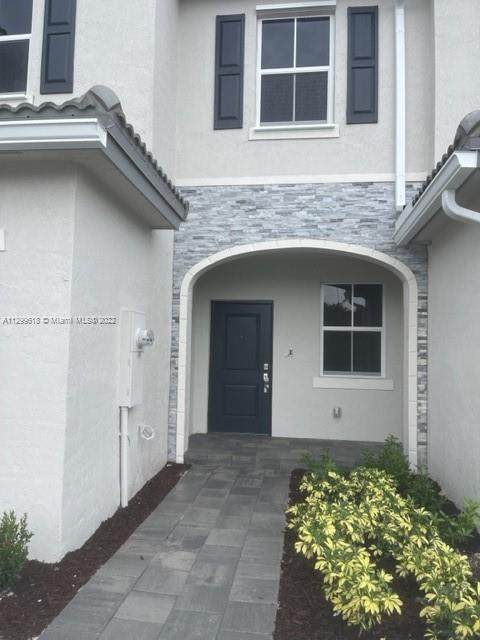 2638 10th St - Photo 1
