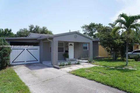 2231 Thomas St - Photo 1