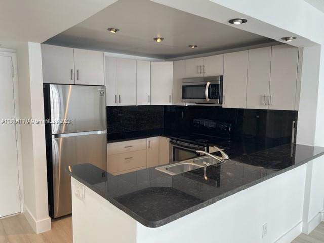 600 36 ST - Photo 1