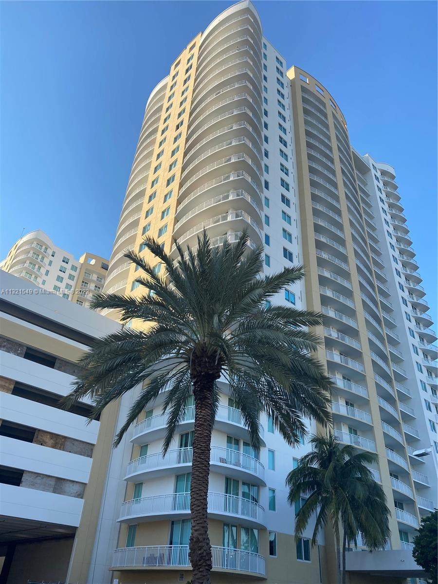 1755 Hallandale Beach Blvd - Photo 1