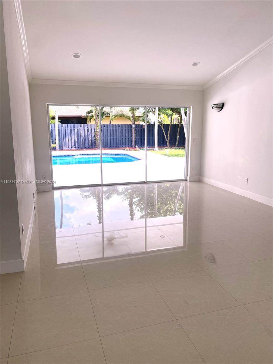 https://bt-photos.global.ssl.fastly.net/miami/1280_boomver_2_A11633797-2.jpg