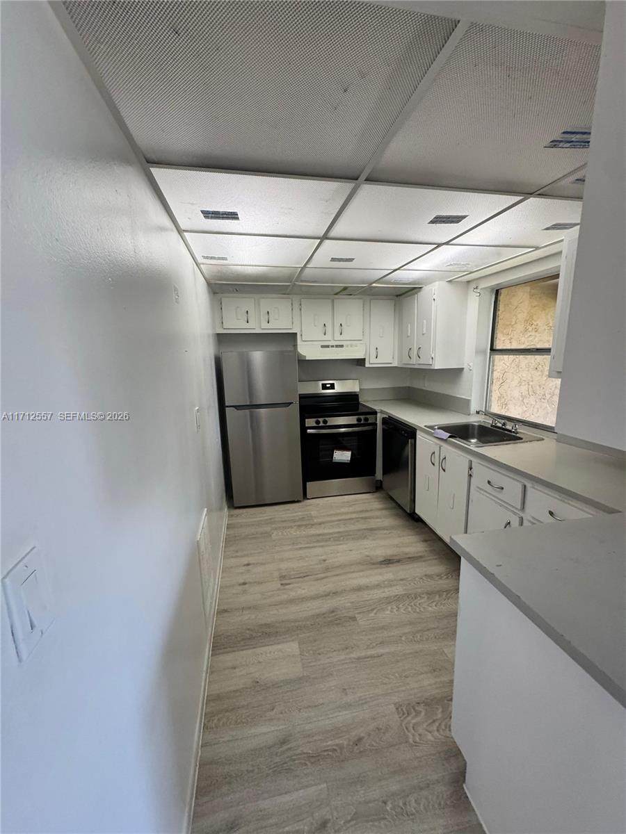 4241 19th St - Photo 1