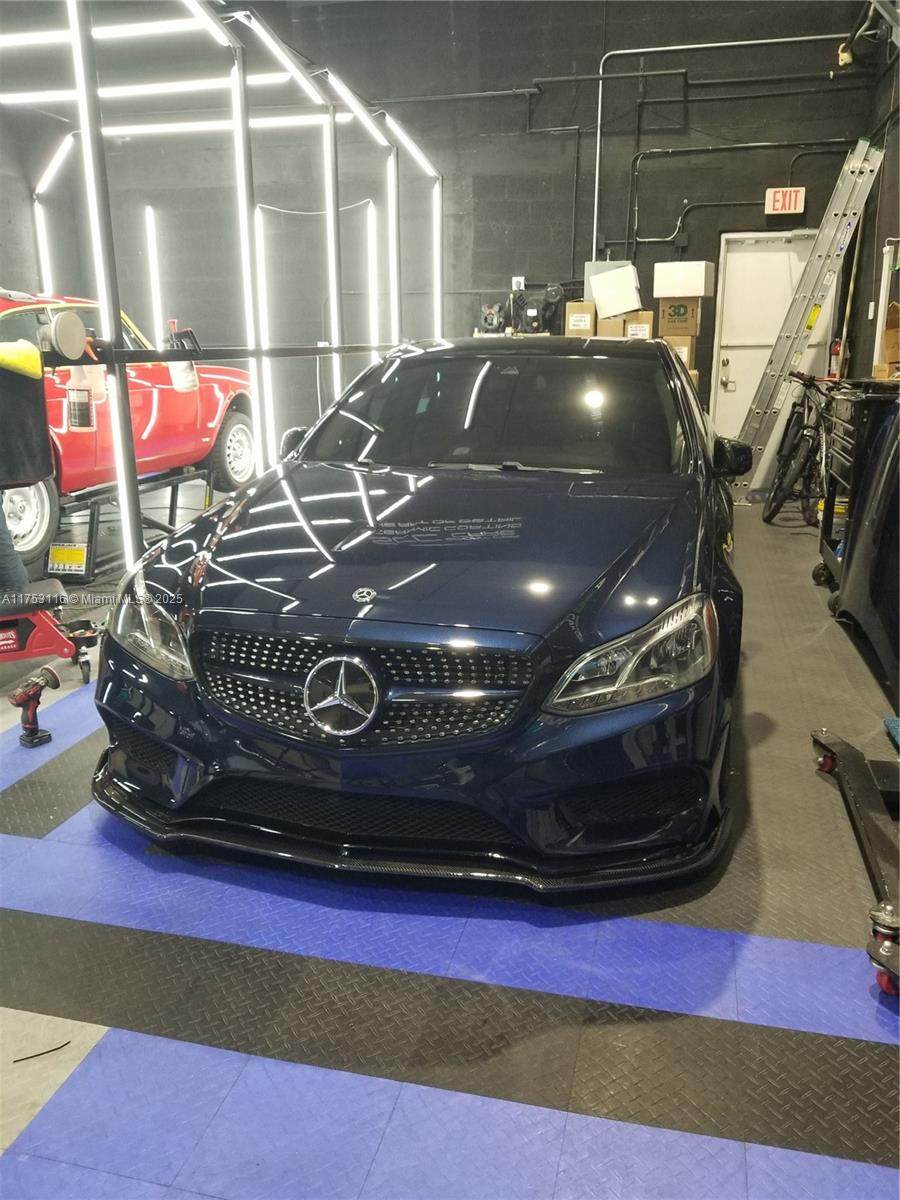 14901 137th St - Photo 1