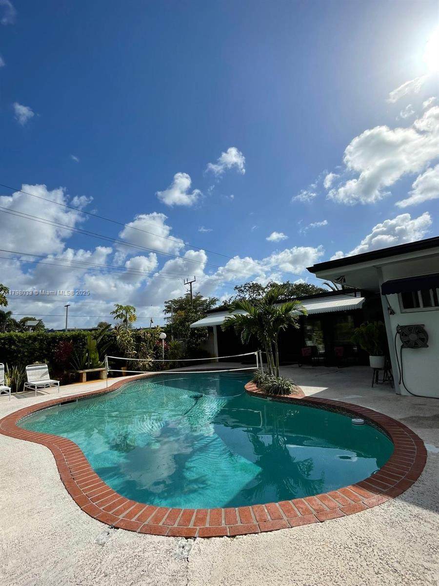 https://bt-photos.global.ssl.fastly.net/miami/orig_boomver_3_A11798033-2.jpg
