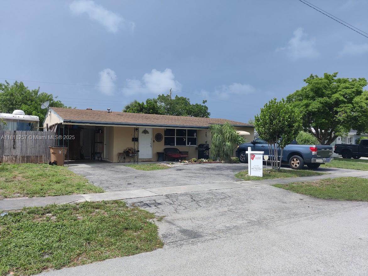 401 4th St - Photo 1