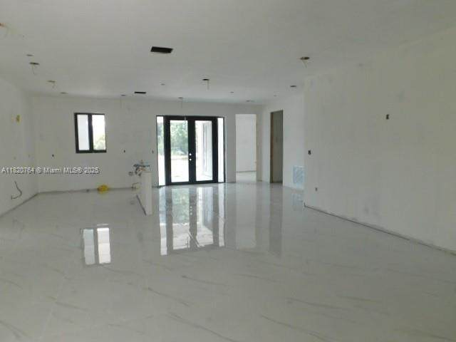 160 Isora St - Photo 1