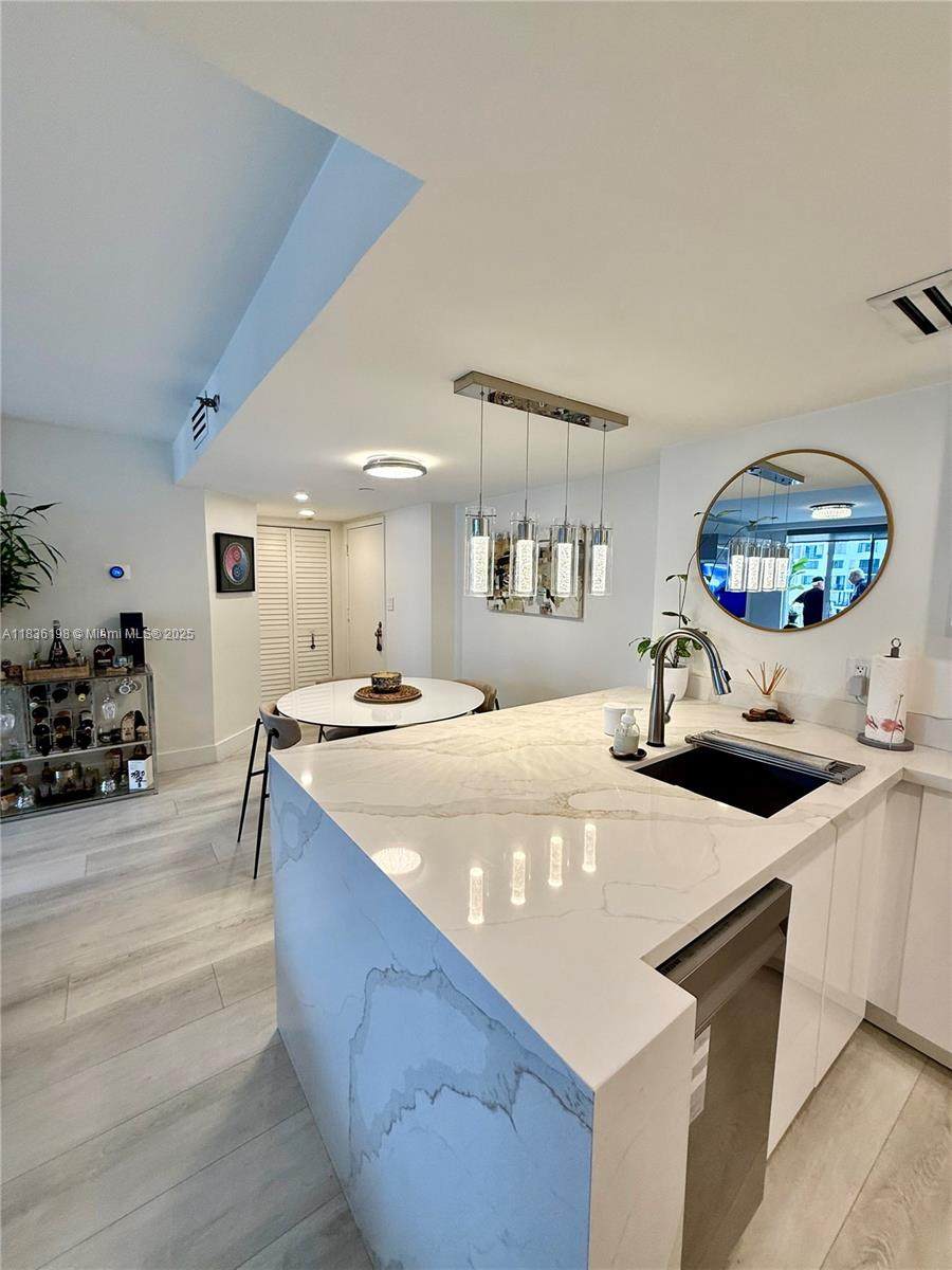 770 Claughton Island Dr - Photo 1