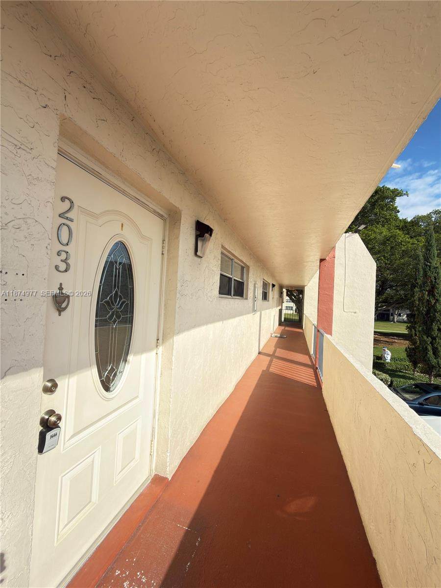 https://bt-photos.global.ssl.fastly.net/miami/orig_boomver_3_A11874977-2.jpg