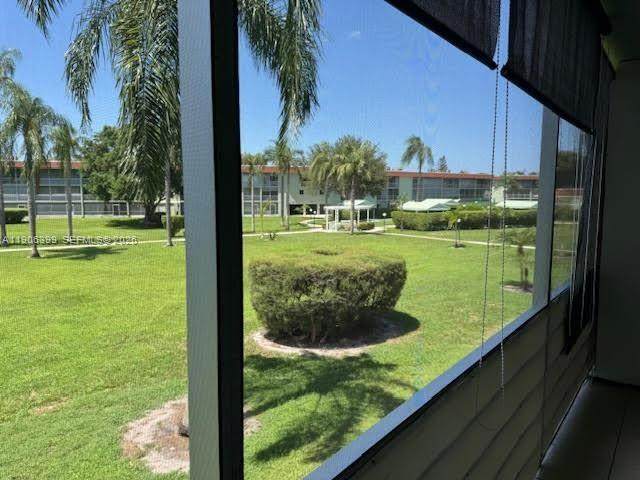 3000 Springdale Blvd - Photo 1